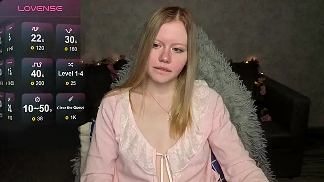 Snapshot of Wendy_228 chatting on March 18, 1:20 am Wendy 228 online show from March 18, 1:20 am