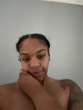 Regina69slut online show from June 29, 7:58 am
