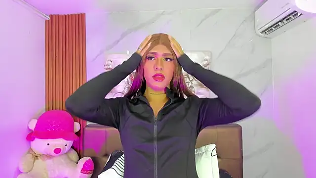 Snapshot of Dreams_Chloe chatting on September 10, 5:07 am Dreams Chloe online show from September 10, 5:07 am