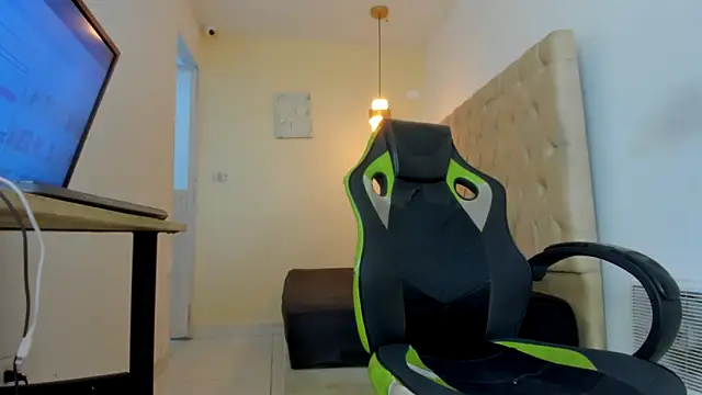 Darkknightx01 online show from November 13, 1:26 am