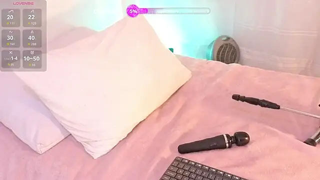 Samaraa Smith online show from March 11, 11:05 am