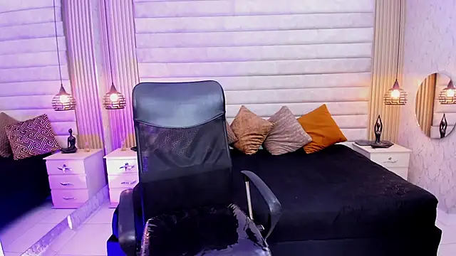 VictoriaaBlair online show from March 10, 7:08 pm