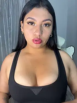 Snapshot of Issa_Santana chatting on June 27, 8:14 pm Issa Santana online show from June 27, 8:14 pm