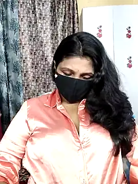 Hotty Sonali online show from May 5, 12:35 pm
