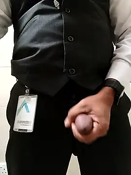 Snapshot of PROMYLOVE chatting on January 13, 2:50 am PROMYLOVE online show from January 13, 2:50 am