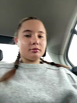 Snapshot of StephanieMur chatting on September 24, 4:38 am StephanieMur online show from September 24, 4:38 am