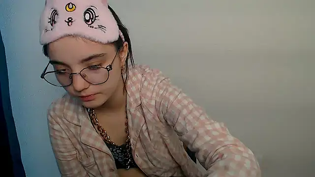 Sun Shine   online show from March 18, 11:02 am