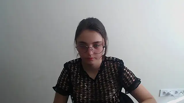 Snapshot of Sun_Shine__ chatting on July 12, 3:25 pm Sun Shine online show from July 12, 3:25 pm