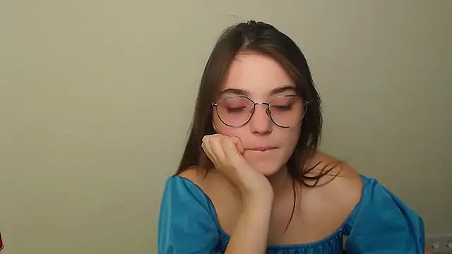 Snapshot of Sun_Shine__ chatting on July 17, 9:19 pm Sun Shine online show from July 17, 9:19 pm