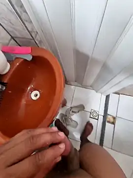 picademelpk222 online show from October 18, 1:34 pm