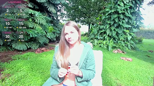 Angiehuston1 online show from November 10, 2:05 pm