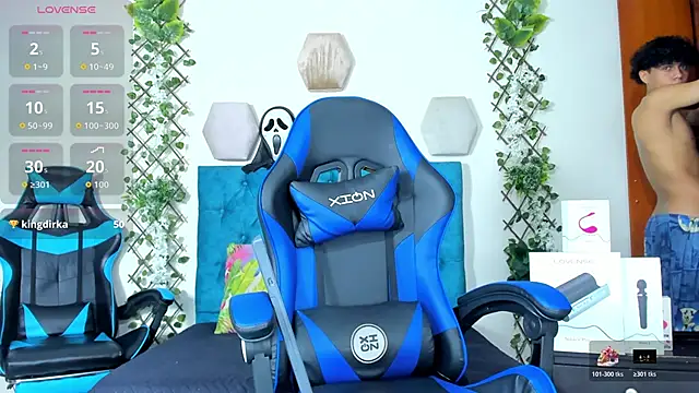 Snapshot of _taylor_black chatting on October 30, 11:16 pm taylor black online show from October 30, 11:16 pm