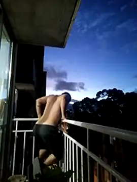 LevelUpL0ver online show from April 9, 10:31 am