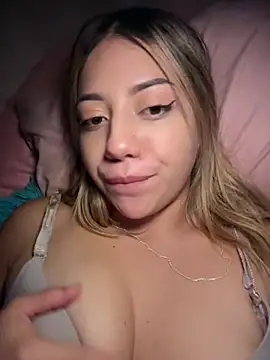 MissCat  online show from December 22, 2:52 am