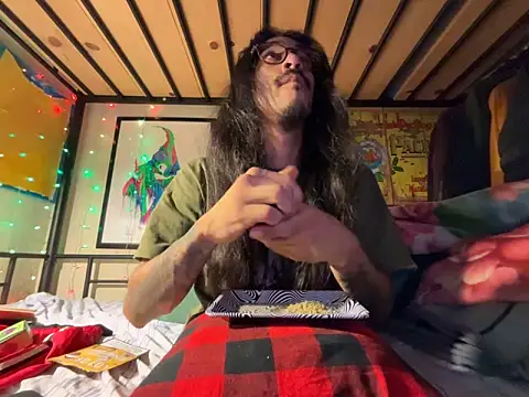 Snapshot of bigdickkane300 chatting on November 29, 8:28 am bigdickkane300 online show from November 29, 8:28 am