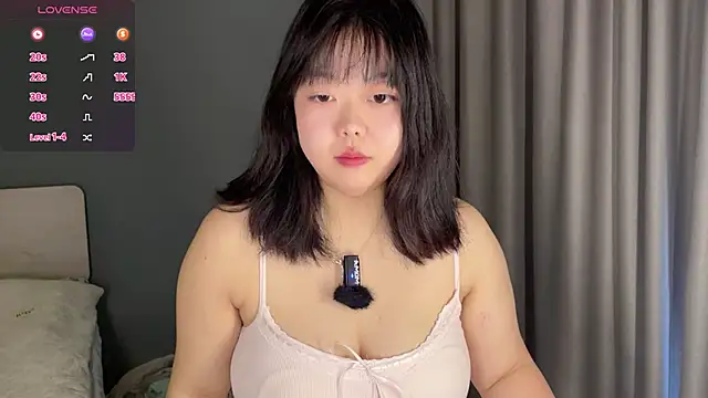 Kittenfishing online show from October 4, 6:55 am