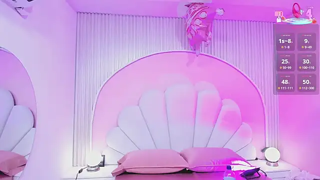 hinata dolly online show from March 29, 11:10 am