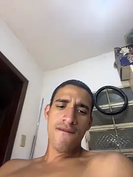 Snapshot of ikaro21 chatting on October 31, 6:03 am ikaro21 online show from October 31, 6:03 am