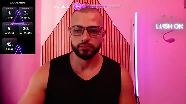 Snapshot of magnumchris chatting on February 18, 4:25 pm magnumchris online show from February 18, 4:25 pm