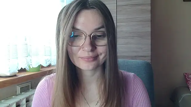 LooveELLYx online show from November 18, 7:46 am