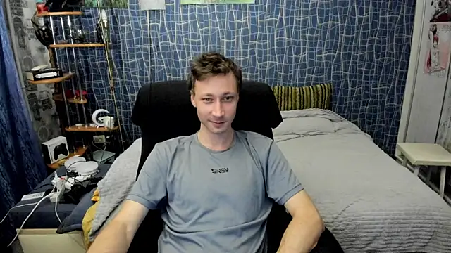 CuteBoy228 online show from April 6, 9:05 pm