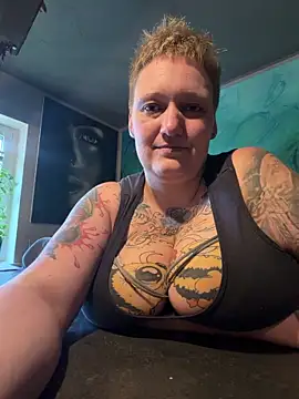 Ich-eben123 online show from May 22, 2:12 pm