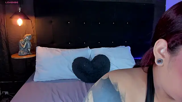 Rose Blossom online show from January 7, 1:13 pm