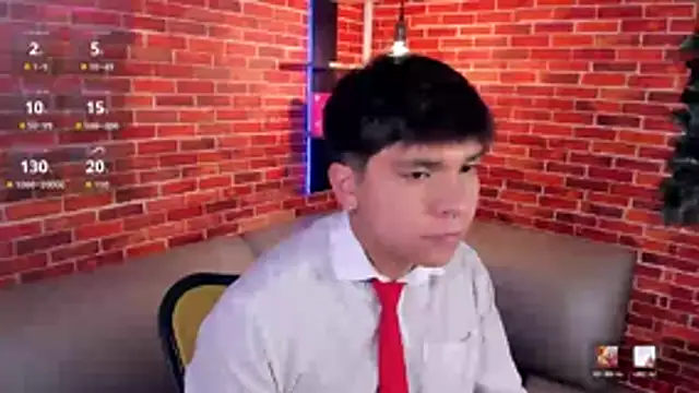 Thiago Kozak online show from April 16, 1:23 pm