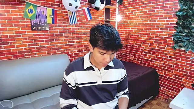 Thiago Kozak online show from July 3, 12:33 pm