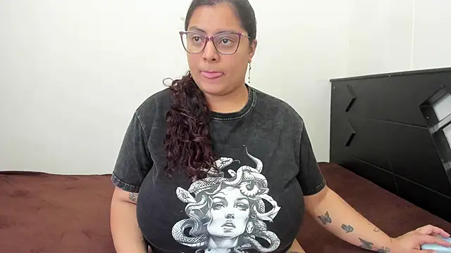 from heaven1 online show from February 18, 7:10 pm