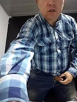 BigCristh79 online show from November 6, 2:40 pm