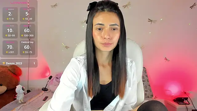 princessluna 19 online show from October 7, 10:18 pm