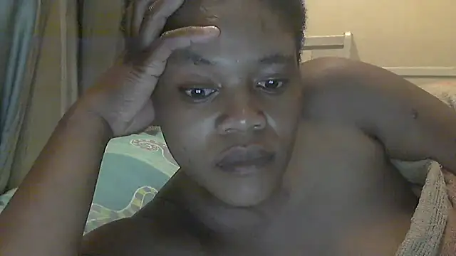 sexythae32 online show from January 17, 11:41 pm