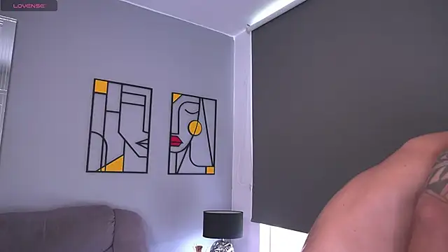 tyler muscle1 online show from November 21, 5:55 pm