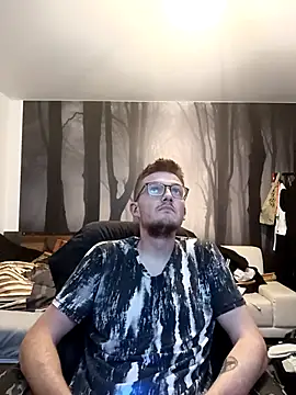 Snapshot of liema3156 chatting on October 21, 6:30 pm liema3156 online show from October 21, 6:30 pm