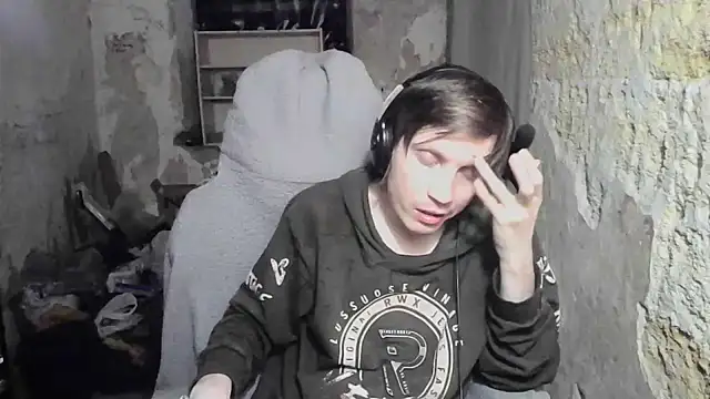 Snapshot of makarov1993 chatting on August 2, 7:07 am makarov1993 online show from August 2, 7:07 am