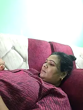Snapshot of tamilaruvi chatting on April 18, 7:34 am tamilaruvi online show from April 18, 7:34 am