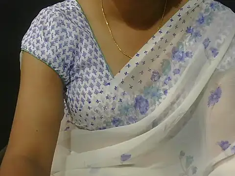Snapshot of Priyanka_rao chatting on March 28, 5:12 pm Priyanka rao online show from March 28, 5:12 pm