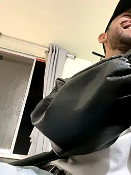 Michaell Spinelly online show from September 21, 3:08 am