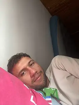 Michaell Spinelly online show from October 11, 4:38 pm