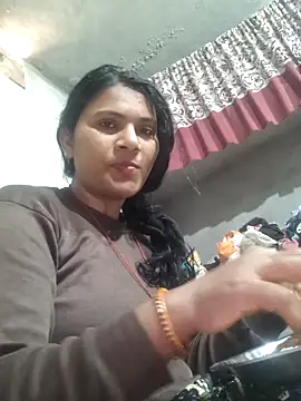 couple 71 online show from December 3, 5:37 am