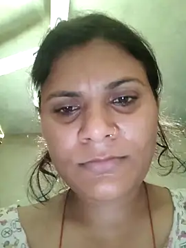 couple 71 online show from May 26, 7:04 am
