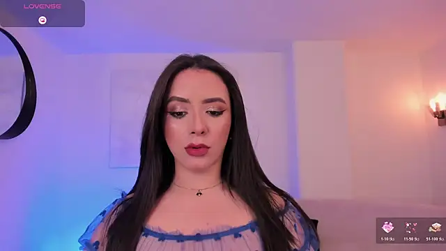 IsabellaMoreau online show from November 24, 8:30 pm