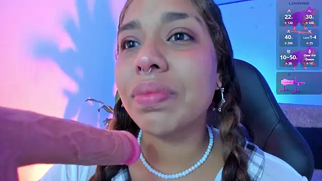 giselle upp online show from November 30, 4:49 am