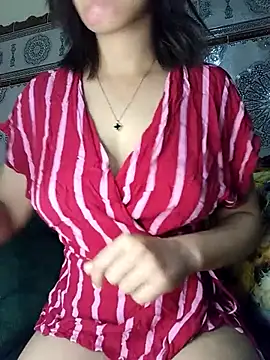 Snapshot of Mrabrba-3asal chatting on March 13, 11:11 pm Mrabrba-3asal online show from March 13, 11:11 pm