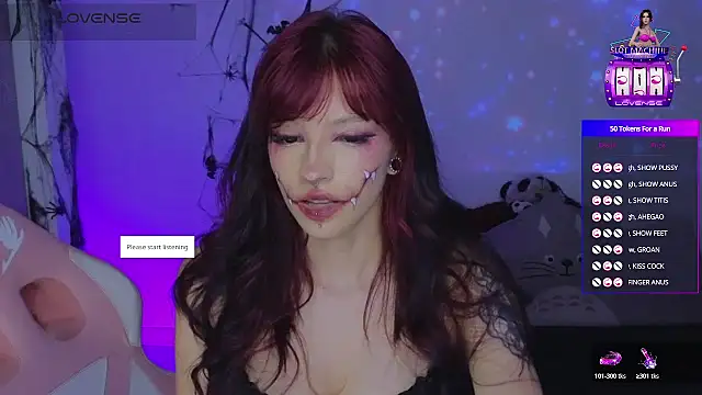 Snapshot of Moonlightt_21 chatting on October 18, 4:15 am Moonlightt 21 online show from October 18, 4:15 am