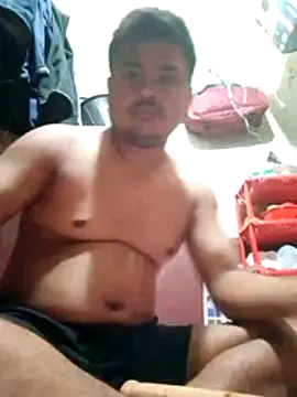 Snapshot of CatchingBouquet chatting on October 19, 1:12 pm CatchingBouquet online show from October 19, 1:12 pm