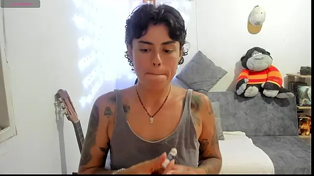 natt op online show from April 15, 1:34 am