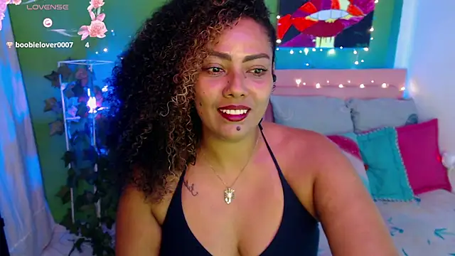 Snapshot of katherinnyazz chatting on September 12, 1:28 am katherinnyazz online show from September 12, 1:28 am