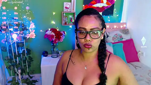 Snapshot of katherinnyazz chatting on September 26, 6:39 am katherinnyazz online show from September 26, 6:39 am